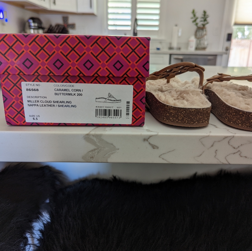 Tory Burch Size 6.5 Miller Cloud Shearling Sandal